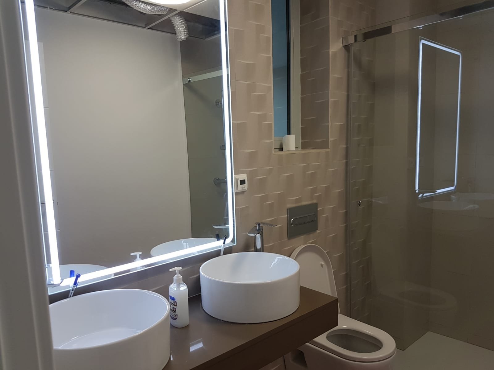 In der wunderschönen Gegend von La Cala gelegen, bietet diese exklusive Wohnanlage eine Auswahl von 14 Immobilien, darunter Apartments und Penthäuser