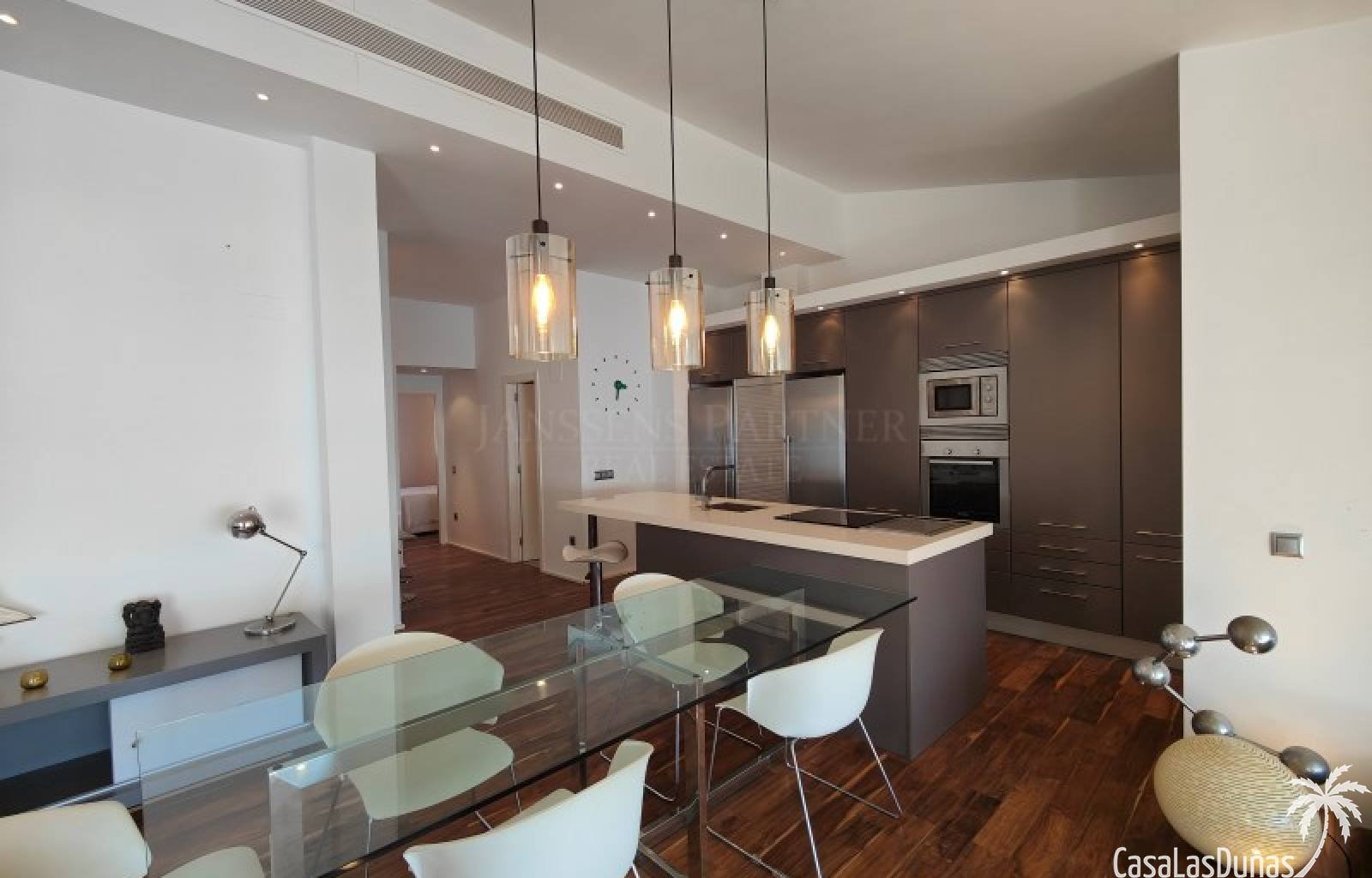 Diese Immobilie befindet sich in einer der exklusivsten und begehrtesten Wohngegenden von Altea und überzeugt durch eine hervorragende Lage. Nur weni