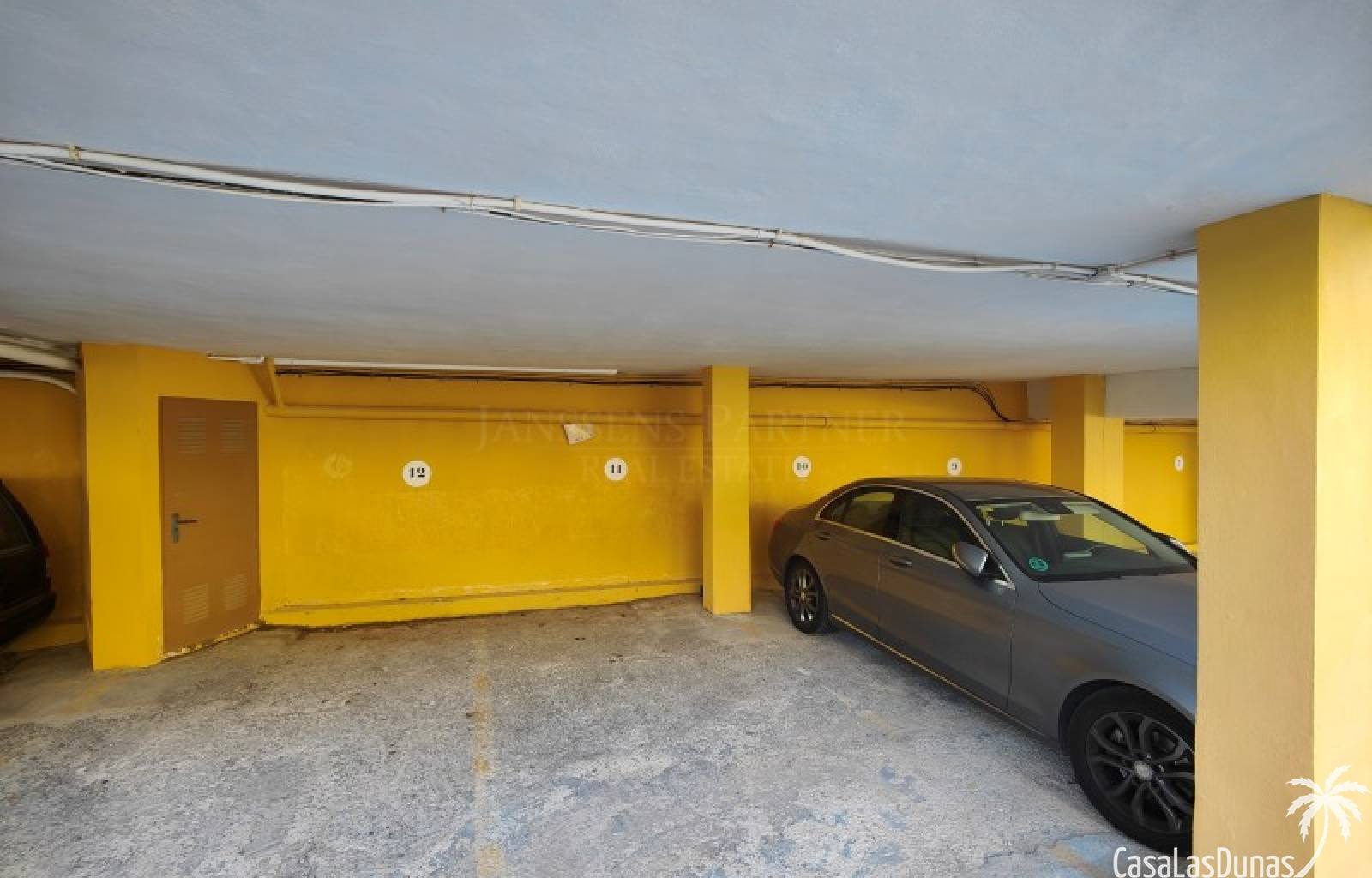 Diese Immobilie befindet sich in einer der exklusivsten und begehrtesten Wohngegenden von Altea und überzeugt durch eine hervorragende Lage. Nur weni