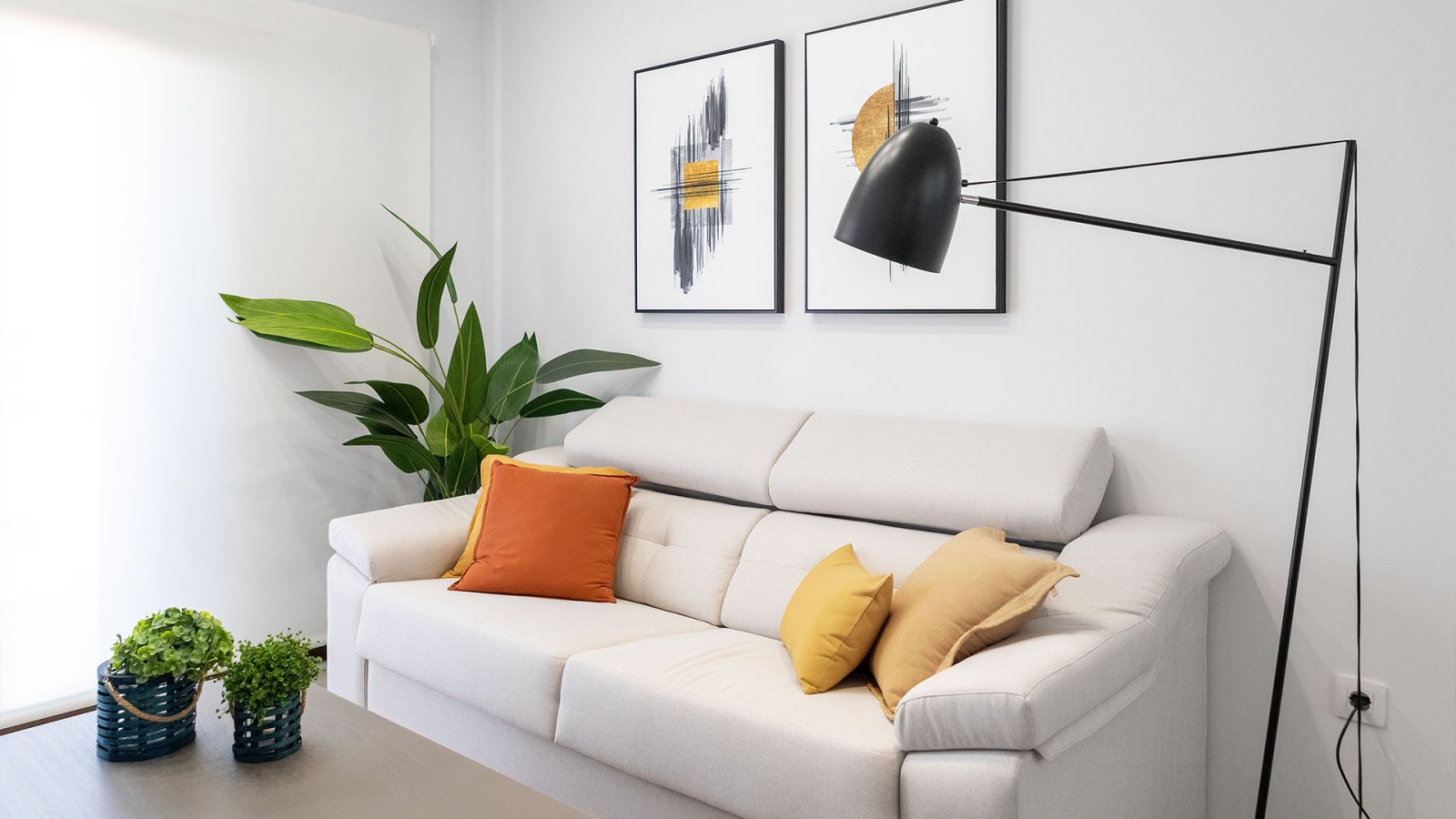 In der charmanten Ortschaft Pulpí gelegen, bietet diese Wohnanlage eine Vielzahl von Wohnmöglichkeiten, die sich an unterschiedliche Bedürfnisse und