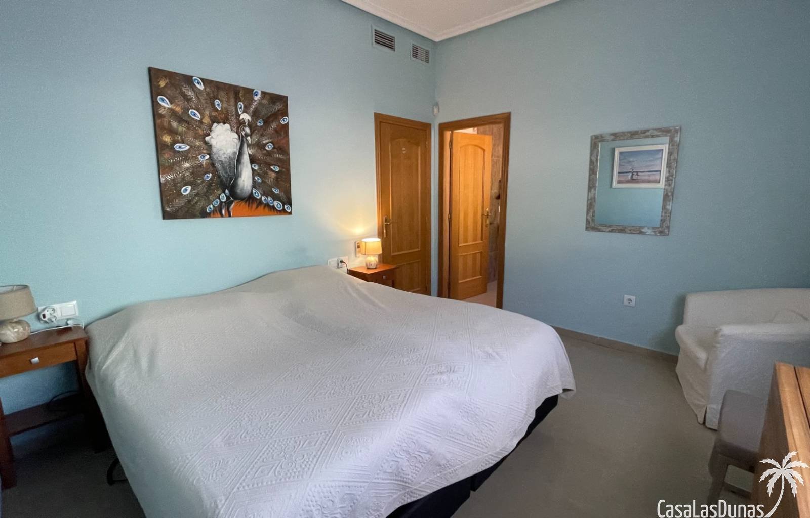 Die Villa Marina liegt in der charmanten Wohngegend La Marina in San Fulgencio und bietet eine Oase der Ruhe und des Luxus für alle, die ein einzigar