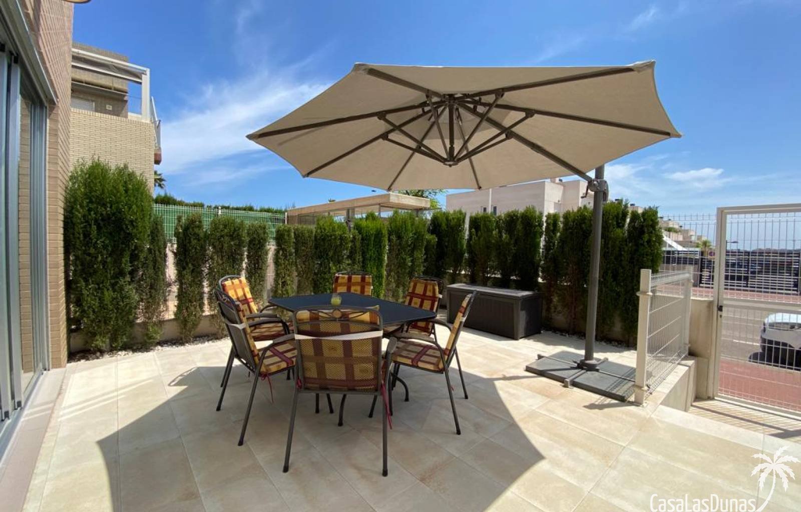 Das Ferienhaus Varudi ist der ideale Ausgangspunkt für einen unvergesslichen Aufenthalt unter der Sonne von Torrevieja. Es ist geräumig, gepflegt und