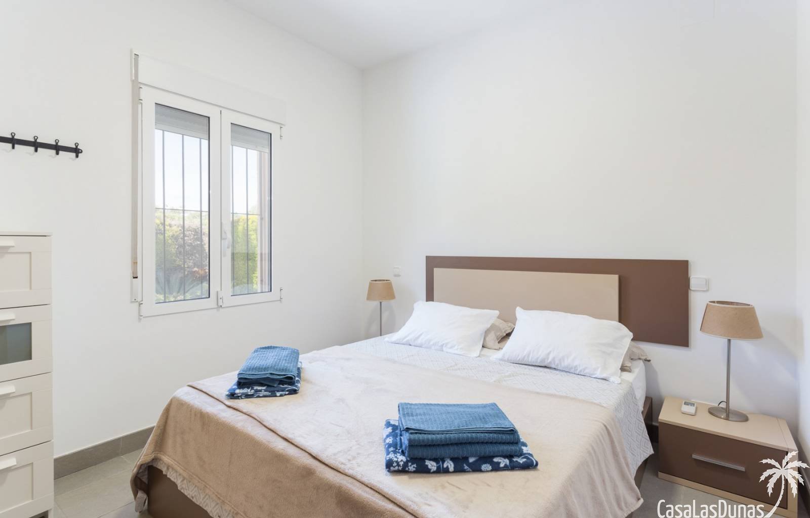 Diese wunderschöne Villa liegt auf der Südseite des Berges La Sella und ist ideal für diejenigen, die einen erholsamen und ruhigen Urlaub verbringen