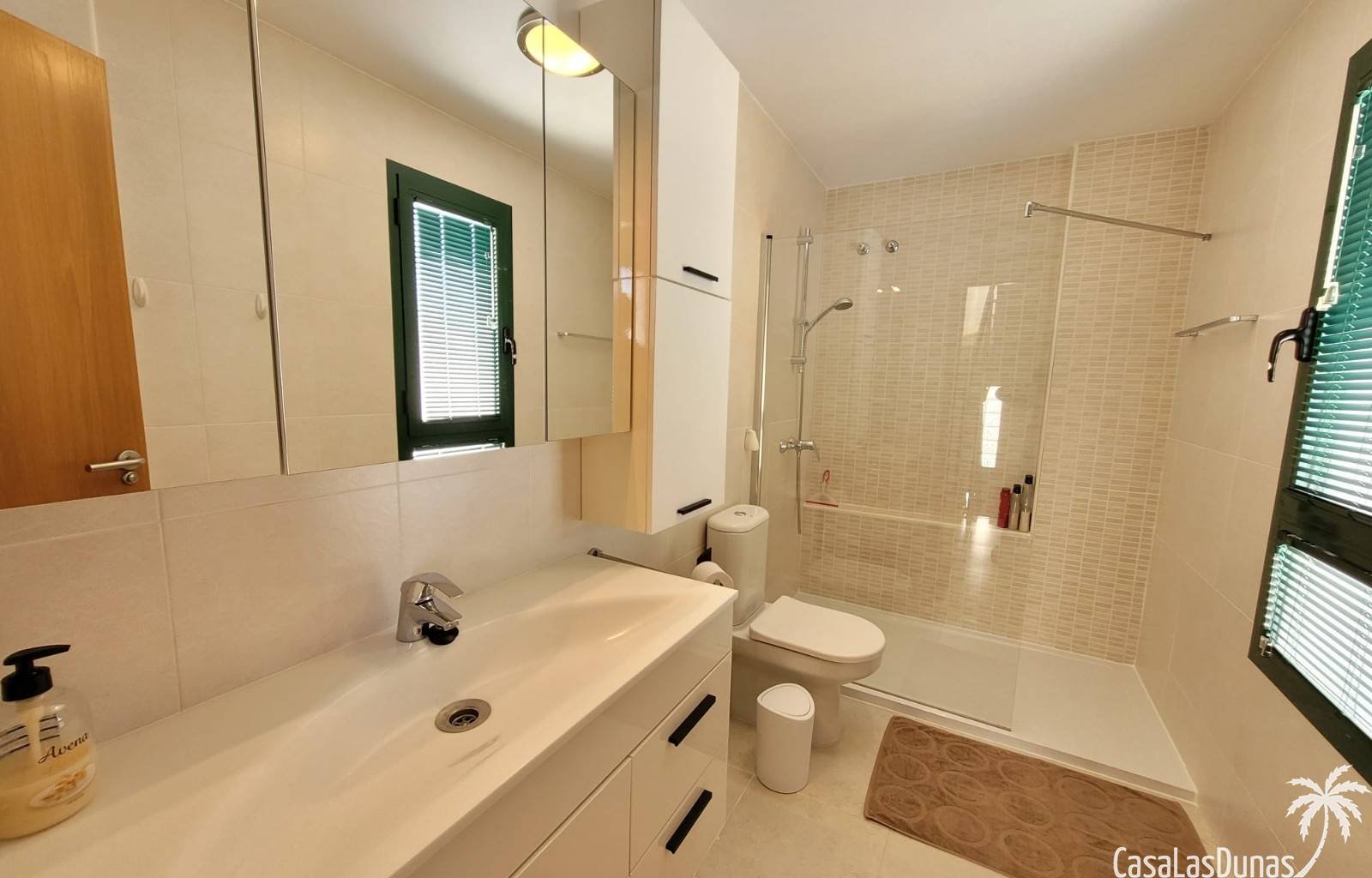 Die Villa Montesol ist ein atemberaubendes Anwesen, ideal für alle, die Komfort und Bequemlichkeit suchen. Diese Villa ist so gestaltet, dass Sie sic