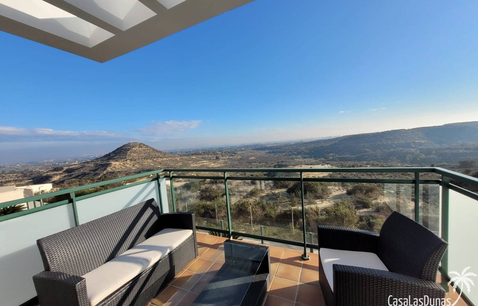 Die Villa Montesol ist ein atemberaubendes Anwesen, ideal für alle, die Komfort und Bequemlichkeit suchen. Diese Villa ist so gestaltet, dass Sie sic